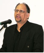 पाराशर गौड़ 